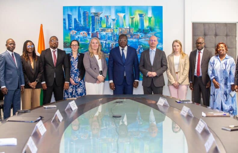 𝐀𝐔𝐃𝐈𝐄𝐍𝐂𝐄𝐒 𝐃𝐔 𝐌𝐈𝐍𝐇𝐀𝐒.